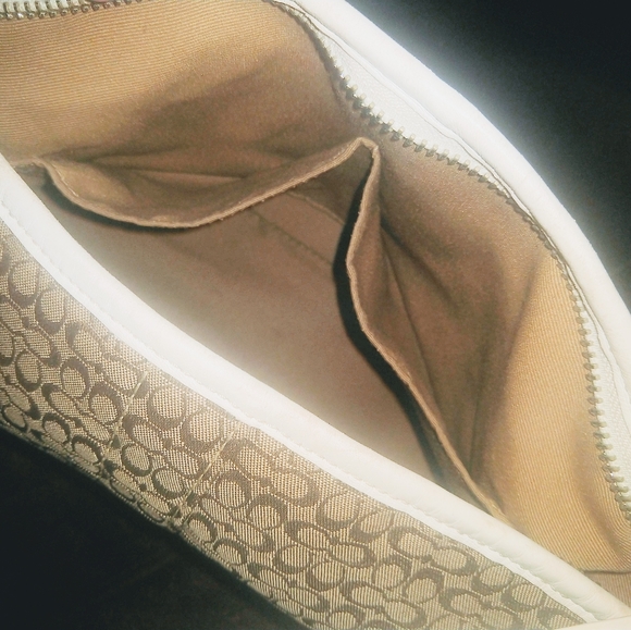 Authentic Coach Purse - Picture 5 of 8